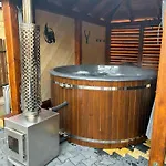Alpesi faház U Topora Dakar Z Jacuzzi Ciche Małe