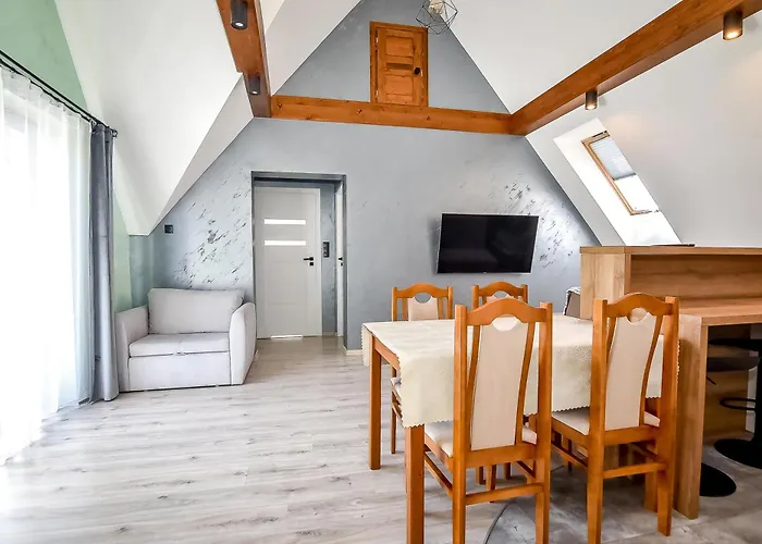 U Topora Dakar Z Jacuzzi Chalet Ciche Małe